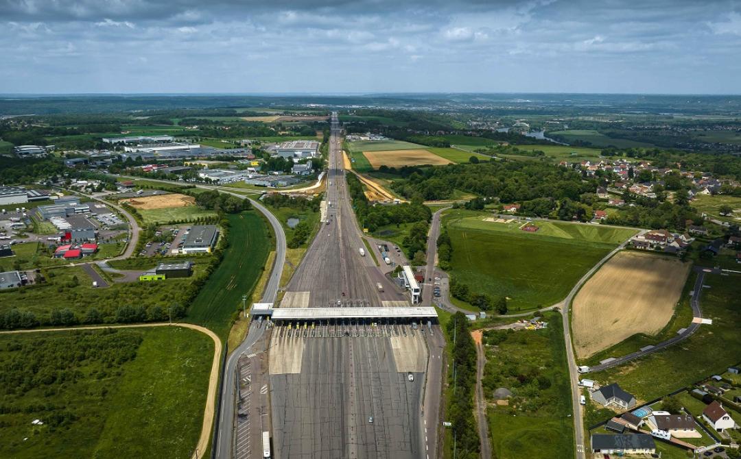 A13 Heudebouville